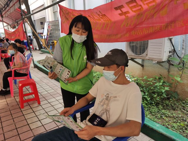 20220407疫苗接種點禁毒宣傳 (1).jpg