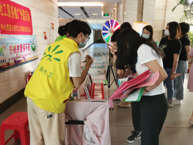 阜沙鎮(zhèn)禁毒信息〔2022〕第154期--拒毒駕  保平安  阜沙開(kāi)展毒駕清查專(zhuān)項(xiàng)行動(dòng)（2022.7.